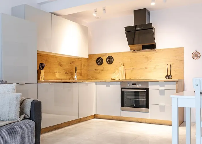 Droga Na Bystre 5b/8